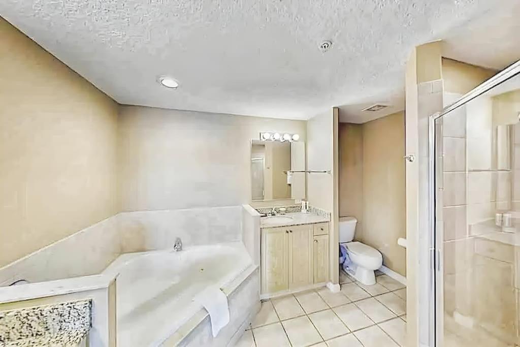Entire Rental 3-Br Minutes From Disney X8 Hot Tub Apartment 2204 Орландо Екстериор снимка